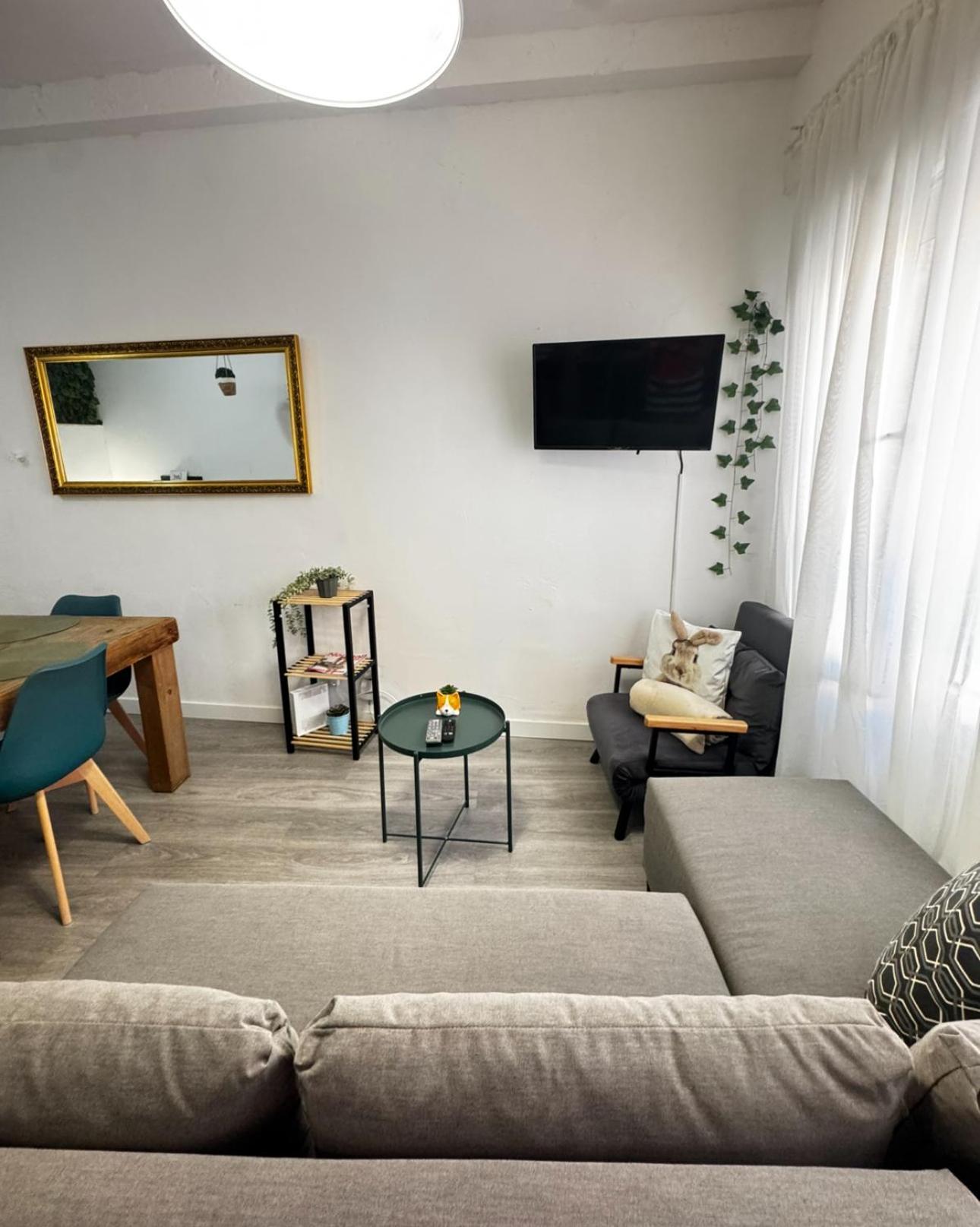 Cozy Place By Elenahost Apartamento *